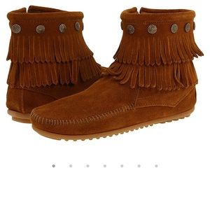 Minnetonka fringe boots